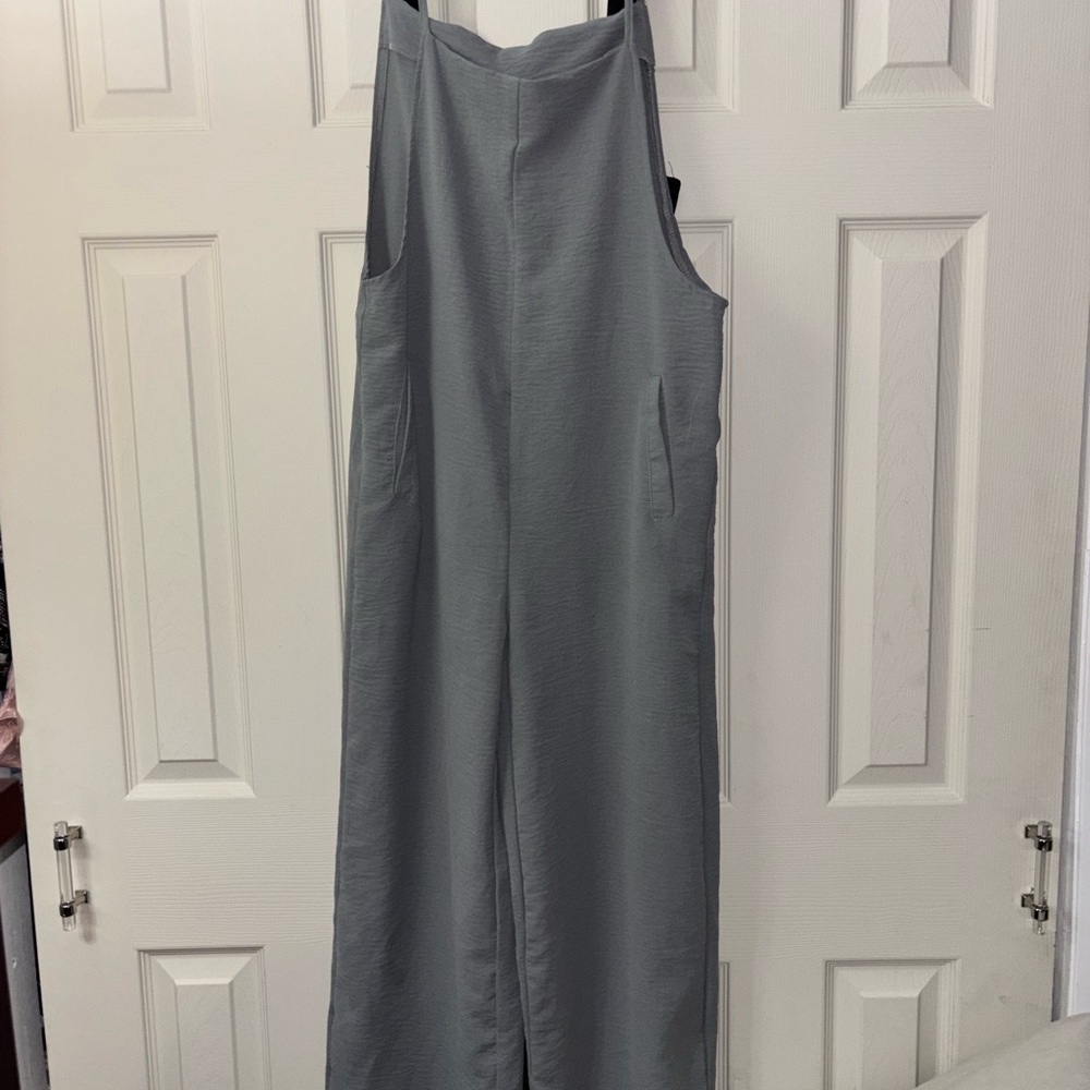 Elegant Gray Jumpsuit